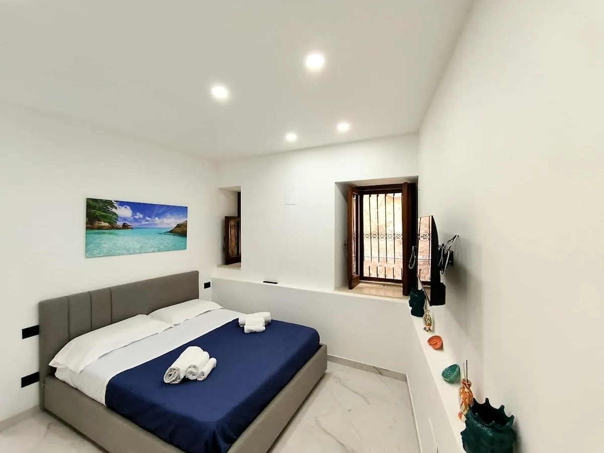 Medusa House Таормина 0*,